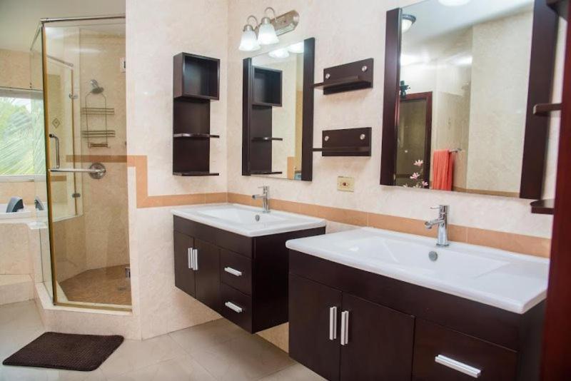Appartement Maribella@Crystal Cove Ocho Rios à Stanmore Grove Extérieur photo